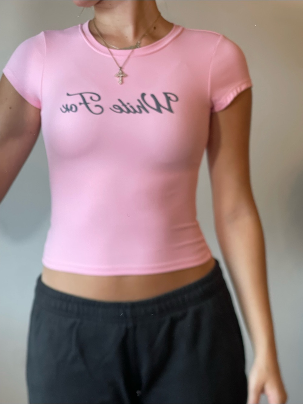 White Fox Boutique Pink Fitted Short Sleeve Graphic Crop Tee
